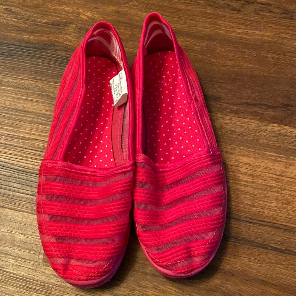 Girls slip on shoes